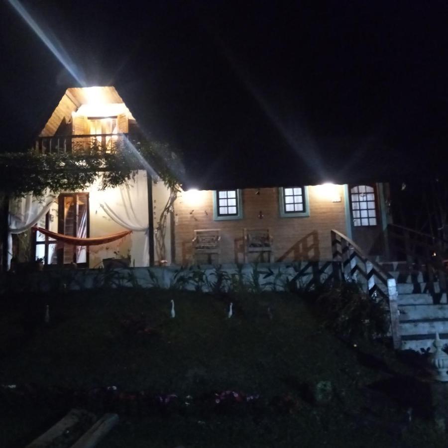 Casa Aconchegante Na Serra. Chalet